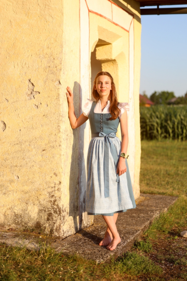 Madl-Dirndl OLENA
