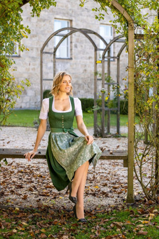 Dirndl Luzia main image 0