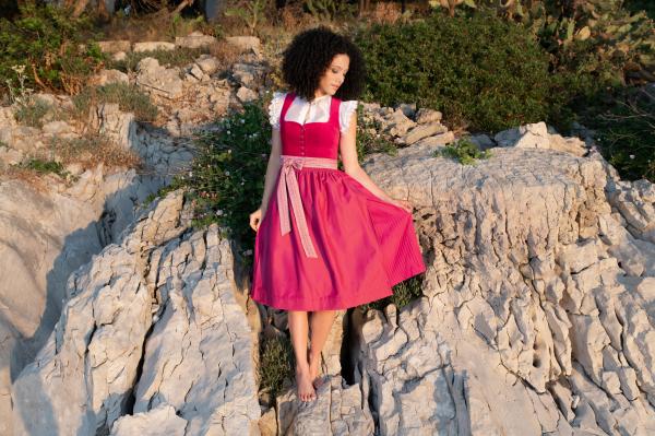 Die Dirndl-Sommertrends 2026 